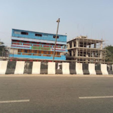 Hotel Chandan,Bhubaneswar Buitenkant foto